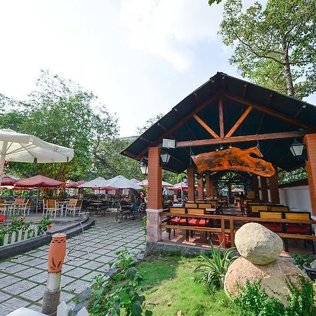 华平2号酒店 Long Xuyên 外观 照片